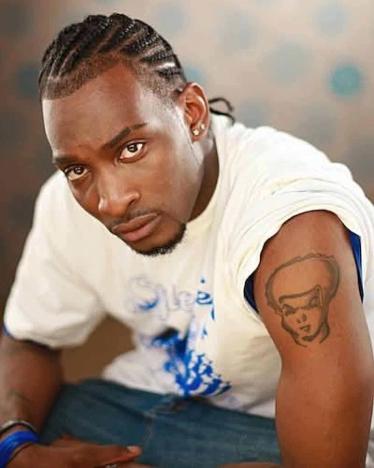 Young Kenrick Sandy in an early portrait