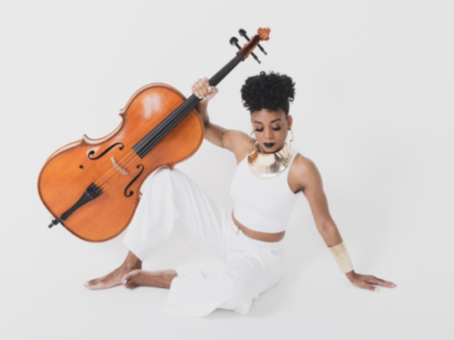 Ayanna Witter-Johnson performing onstage with her cello